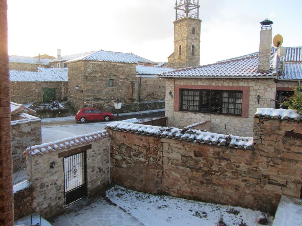 La Posada De Toribia Val De San Lorenzo Exteriér fotografie