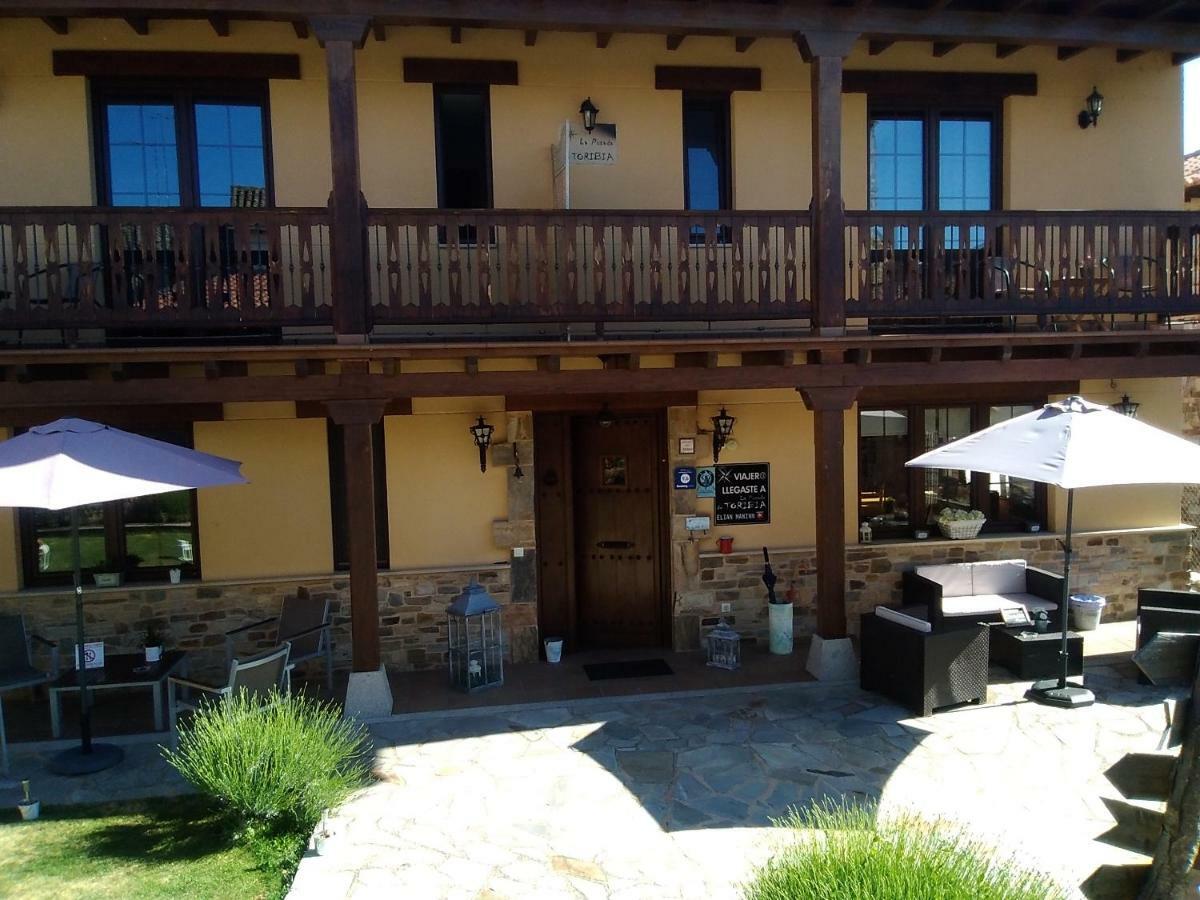 La Posada De Toribia Val De San Lorenzo Exteriér fotografie